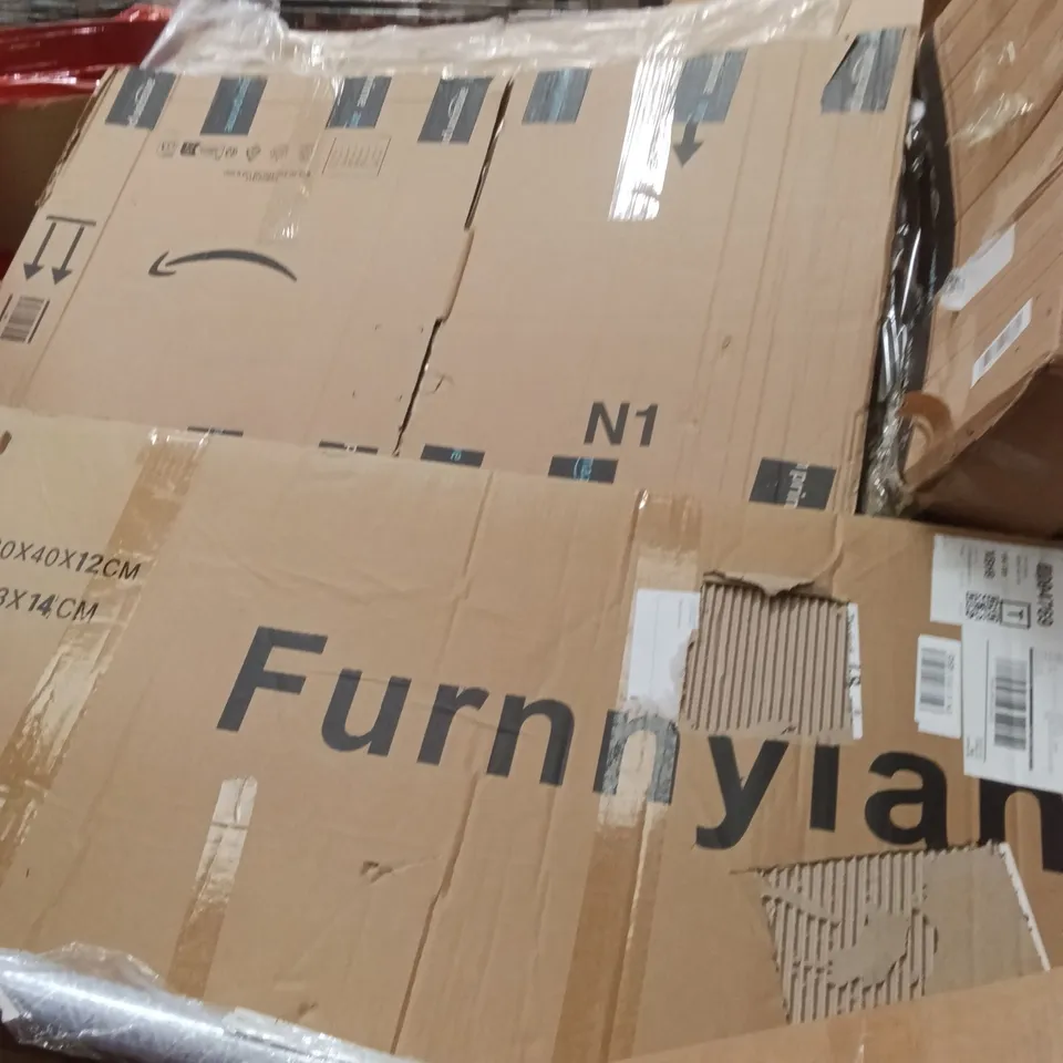 PALLET OF ASSORTED ITEMS INCLUDING - WRAPPING PAPER,