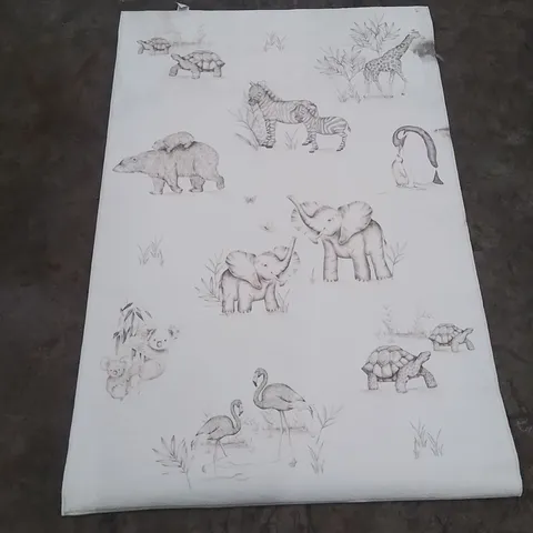 QUALITY DESIGNER AREA RUG - APPROXIMATELY 120X80CM