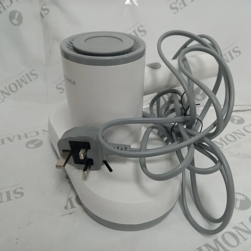 BOXED CASABLANCA HOME WASHABLE HEPA MINI DUST MITE CLEANER 
