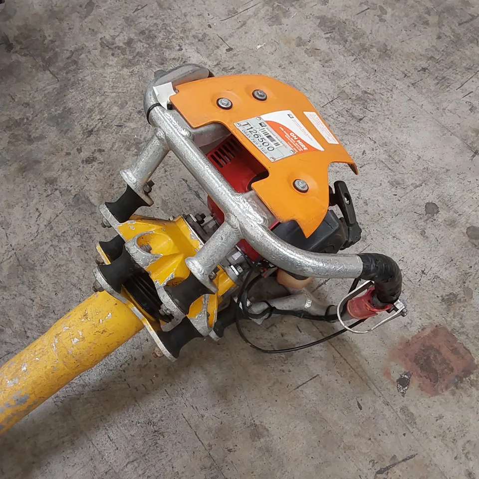 ROBEL 62.05 2 STROKE VERTICAL TAMPER - RAILWAY MAINTENANCE TOOL