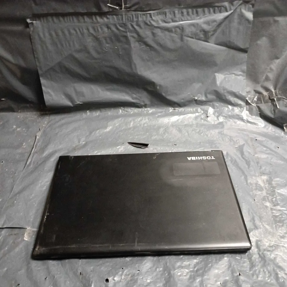 TOSHIBA SATELLITE PRO R50-B-12P LAPTOP