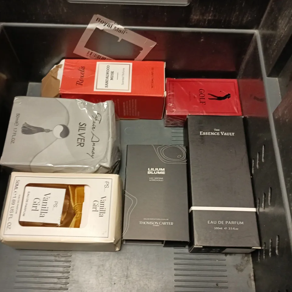 LOT OF 11 ASSORTED EAU DE PARFUMES IN VARIOUS SIZES TO INCLUDE ZARA, DISCOVER AND ROXELIS