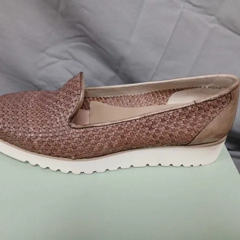CALPIERRE ZAPATOS DESIGNER SHOES – WOVEN LEATHER SLIP-ONS, UK 6.5