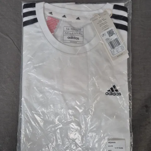 ADIDAS T-SHIRT IN WHITE/BLACK SIZE 14-15 YEARS