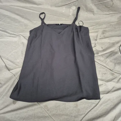 WOMEN'S BLACK SLEEVELESS CAMISOLE TOP WITH SPAGHETTI STRAPS