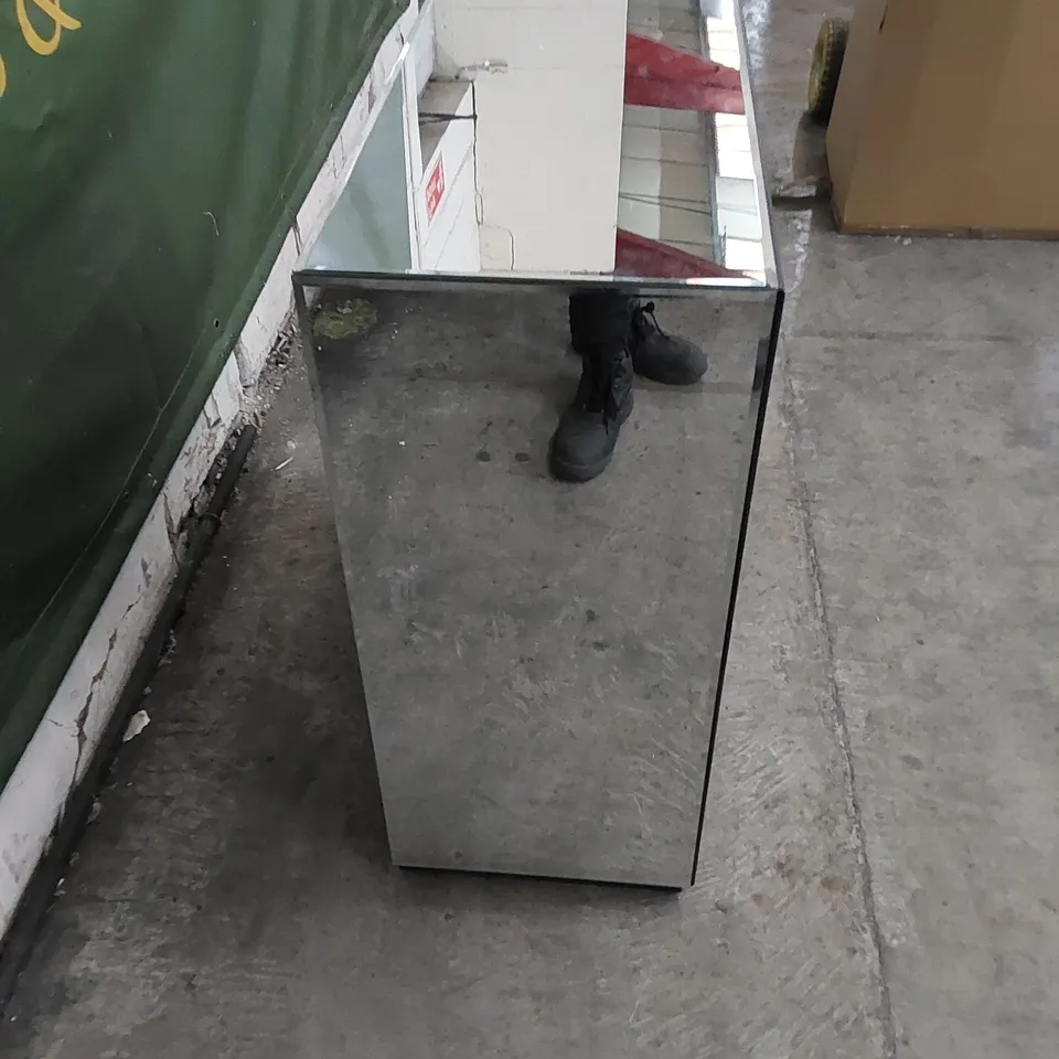 DESIGNER MIRRORED CABINET ENGRAVED PATTERNED DOOR - NO LEGS 