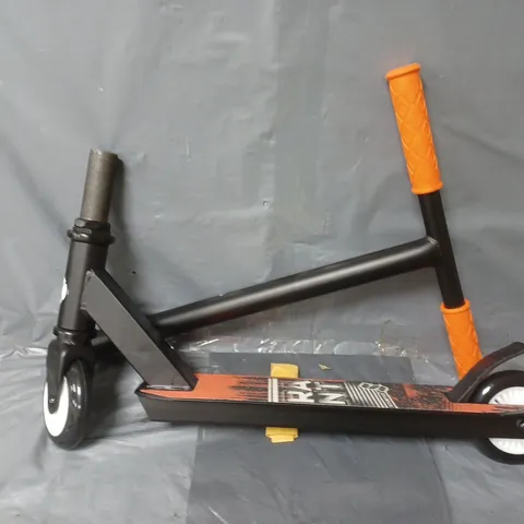 STUNTED RANT STUNT SCOOTER 