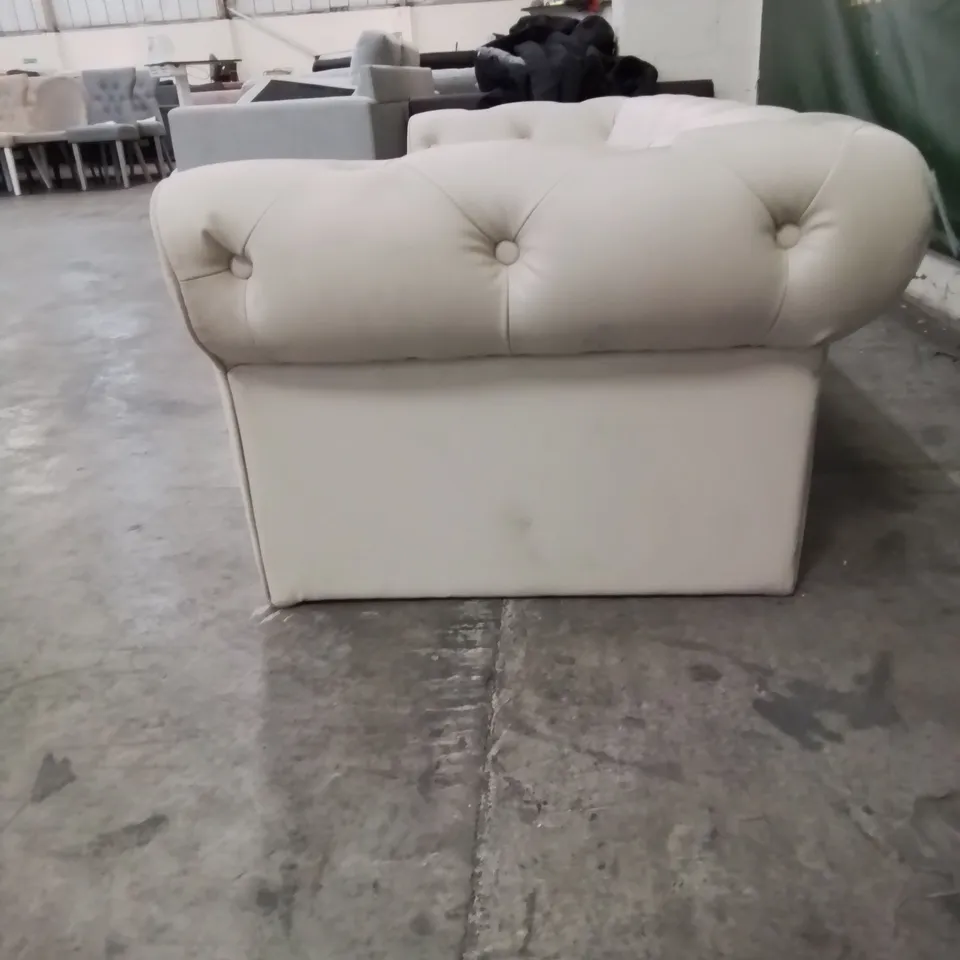 DESIGNER OAKHAM IVORY LEATHER 3 SEATER BUTTON BACK CHESTERFIELD STYLE SOFA