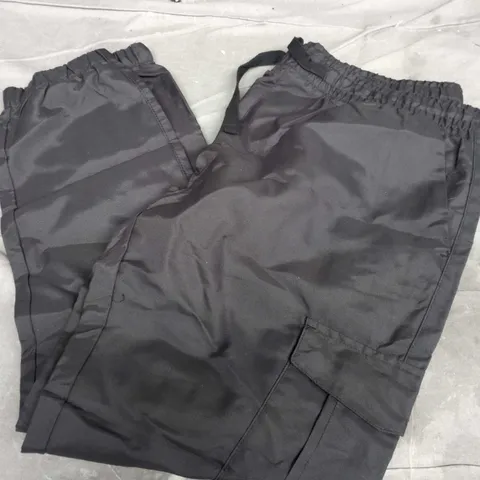 FRENCH CONNECTION CARGO TROUSERS – BLACK, SIZE L