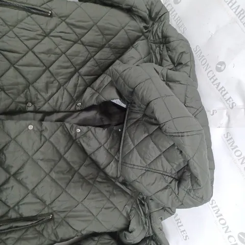 VERO MEDA COAT SIZE M IN GREEN
