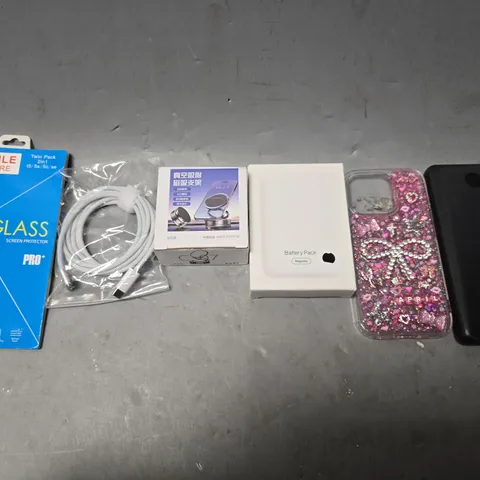 APPROXIMATELY 15 ASSORTED ITEMS TO INCLUDE - ANKER POWER BANK , PHONE CASE , BATTERY PACK ETC