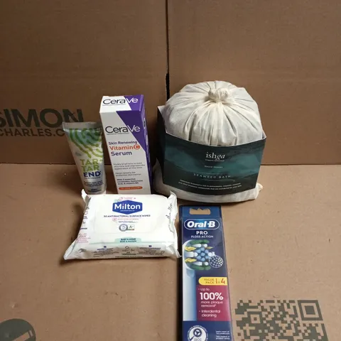 APPROXIMATELY 20 ASSORTED HEALTH AND BEAUTY PRODUCTS TO INCLUDE CERAVE SERUM - MILTON SURFACE WIPES AND ORAL-B PRO TOOTHBRUSH HEADS