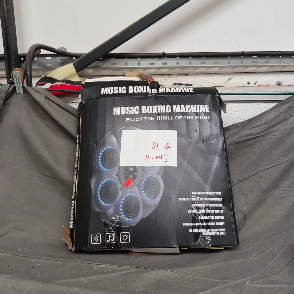MUSIC BOXING MACHINE BOXED