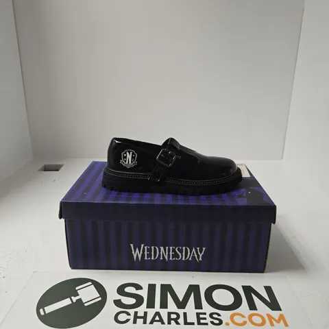 BOXED PAIR OF WEDNESDAY LOW WEDGE SHOES SIZE EU 34