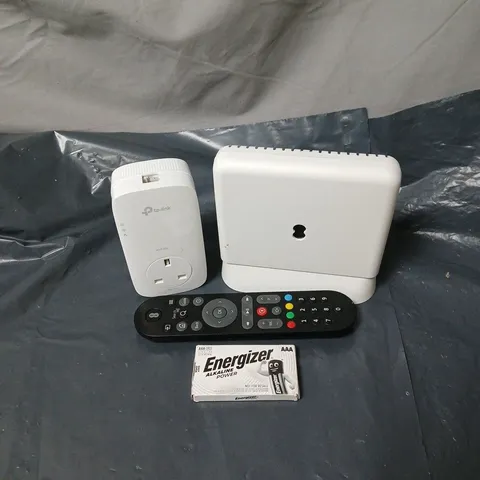 APPROXIMATELY 15 ASSORTED HOUSEHOLD ITEMS TO INCLUDE ENERGIZER BATTERIES, REMOTE CONTROLS, TP LINK PLUG ADAPTER, WIFI HUB ETC