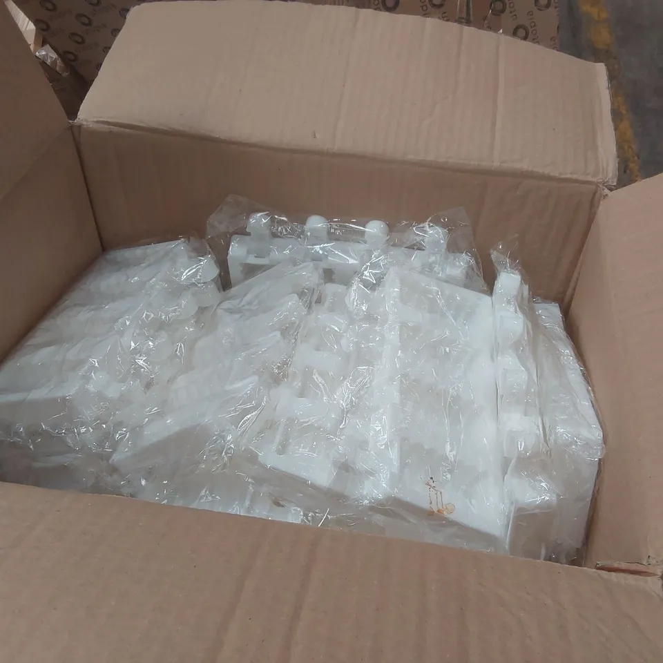PALLET CONTAINING A VERY LARGE QUANTITY OF ASSORTED BAKERY ITEMS INCLUDING: MOLDS, UTENSILS, CAKE PLATE STANDS ECT