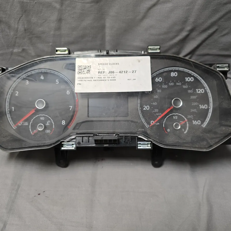 VOLKSWAGEN T-ROC SPEEDO CLOCK 