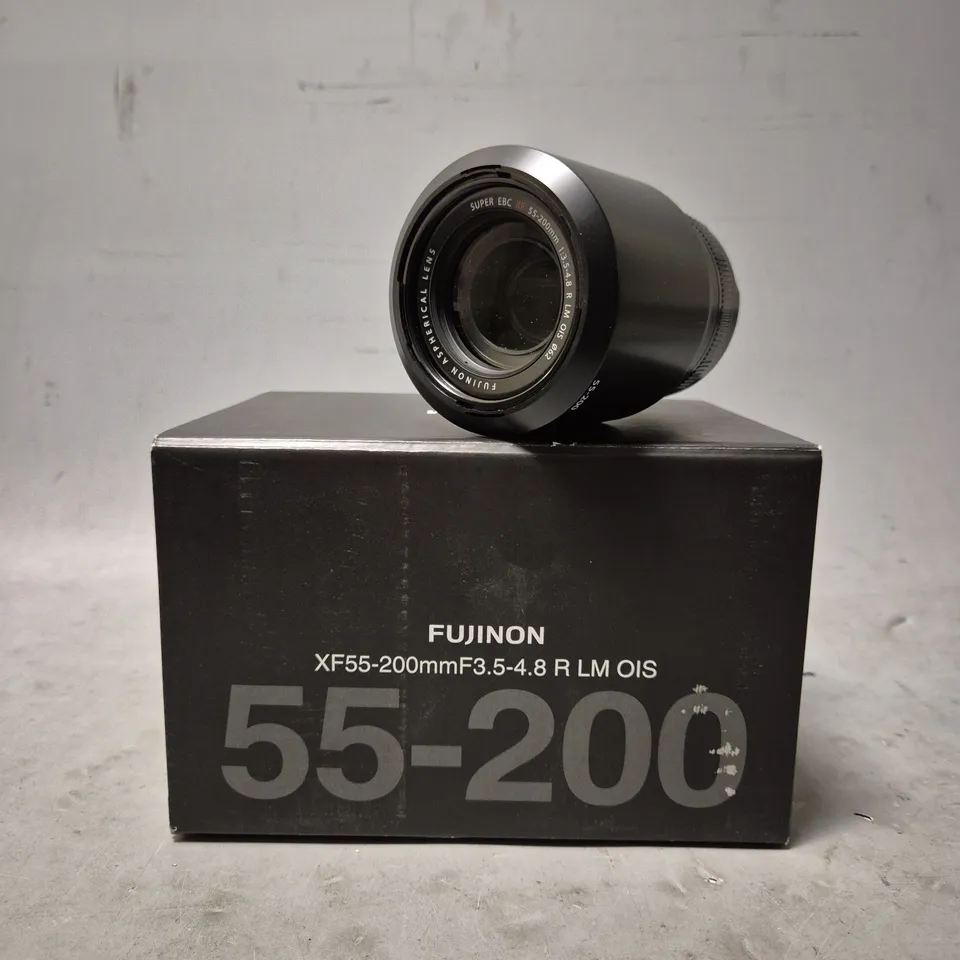 BOXED FUJINON XF55-200MM F3 5-4.8 R LM OIS LENS