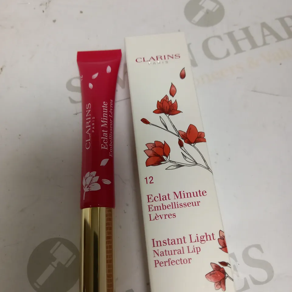 CLARINS INSTANT LIGHT NATURAL LIP PERFECTOR