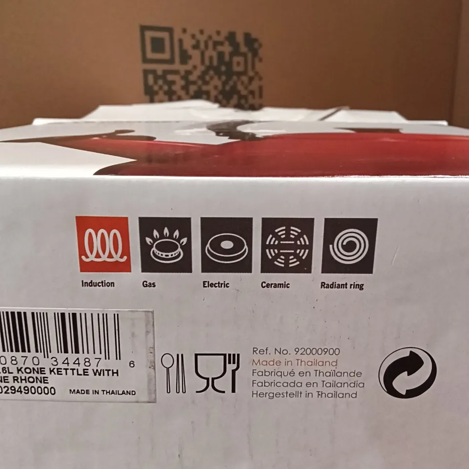 BOXED LE CRUESET KETTLE, 1.6L - RED
