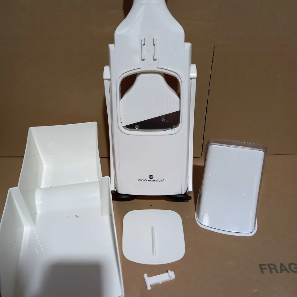OUTLET COOK'S ESSENTIALS VERTICAL MANDOLINE