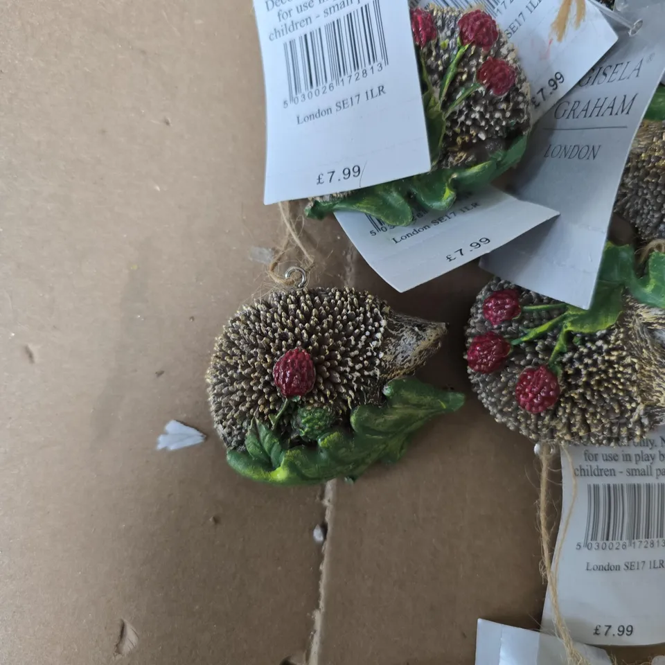  5 BOXES OF ASSORTED GISELA GRAHAM SMALL DECORATIONS 