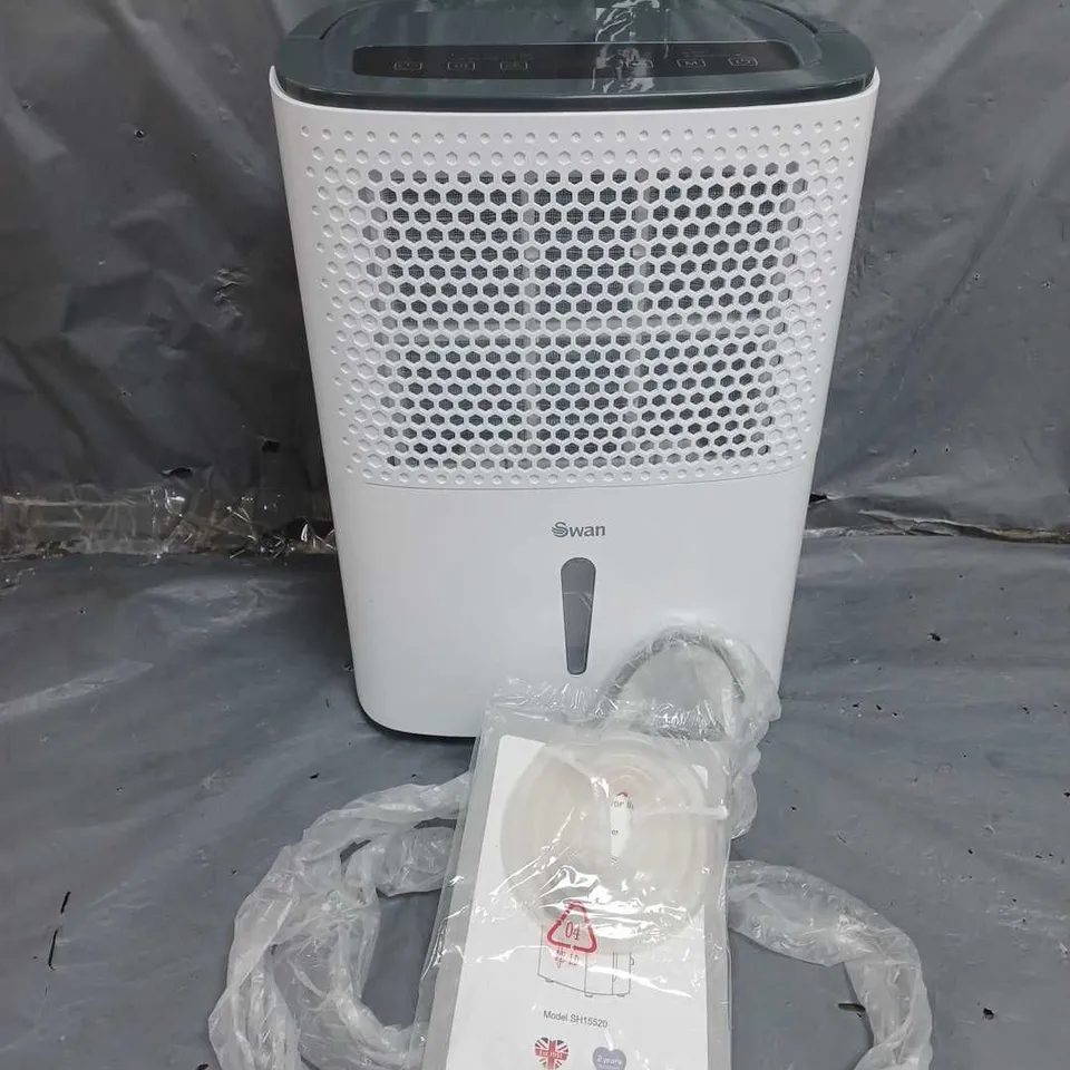 SWAN 10-LITRE DEHUMIDIFIER - WHITE RRP £99.99