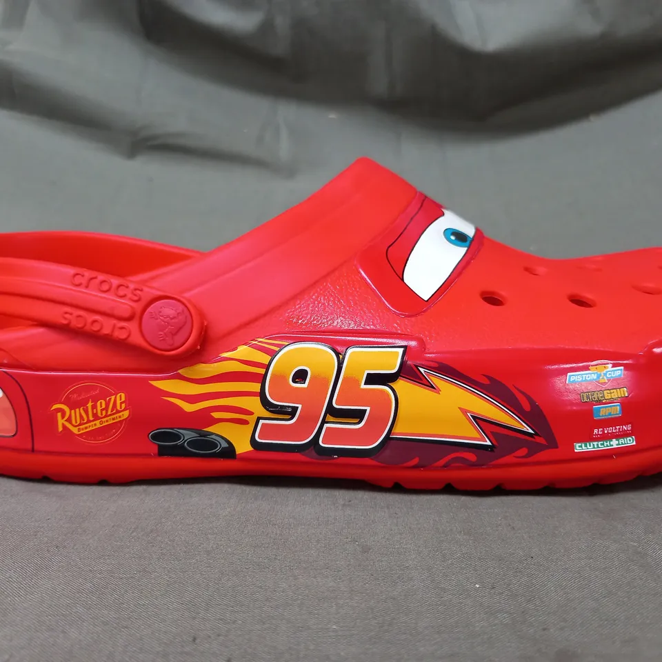 PAIR OF CROCS LIGHTNING MCQUEEN CLOGS UK SIZE M9/W10