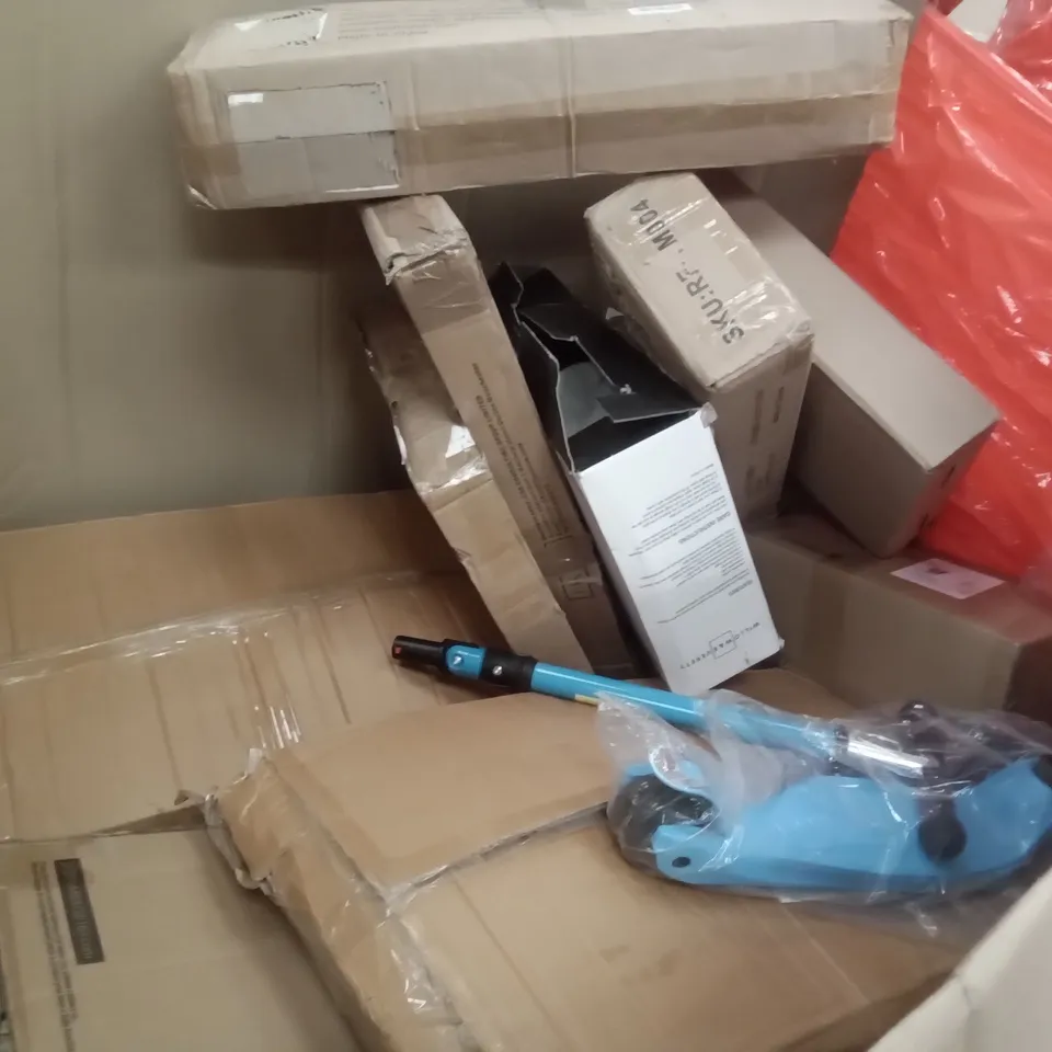 PALLET OF ASSORTED ITEMS INCLUDING DRIPEX OFFICE CHAIR, STAND MIXER, VERSATILE COAT STAND, POST SURGERY WEDGE CUSHION, STAINLESS STEEL WOK SET