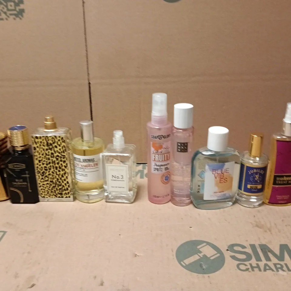 LOT OF 10 ASSORTED FRAGRANCE ITEMS TO INCLUDE RITUALS BODY MIST, HOTEL COLLECTION NO 3 AND EX NIHILO TALISMAN