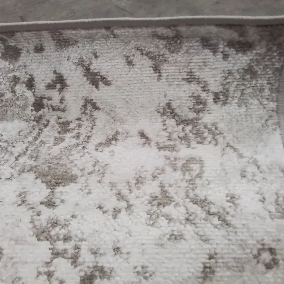 BRAND NEW PACO TUJA GREY RUG - 200X280CM