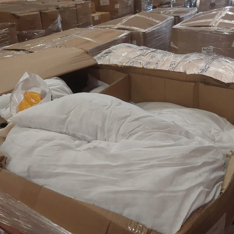 PALLET CONTAINING A VERY LARGE QUANTITY OF ASSORTED PILLOWS AND RELATED BEDDING PRODUCTS ECT