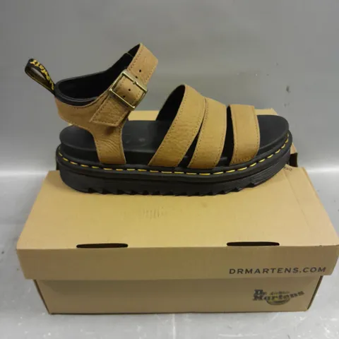 BOXED PAIR OF DR MARTENS BLAIRE SAVANNAH TAN SANDALS - 6.5