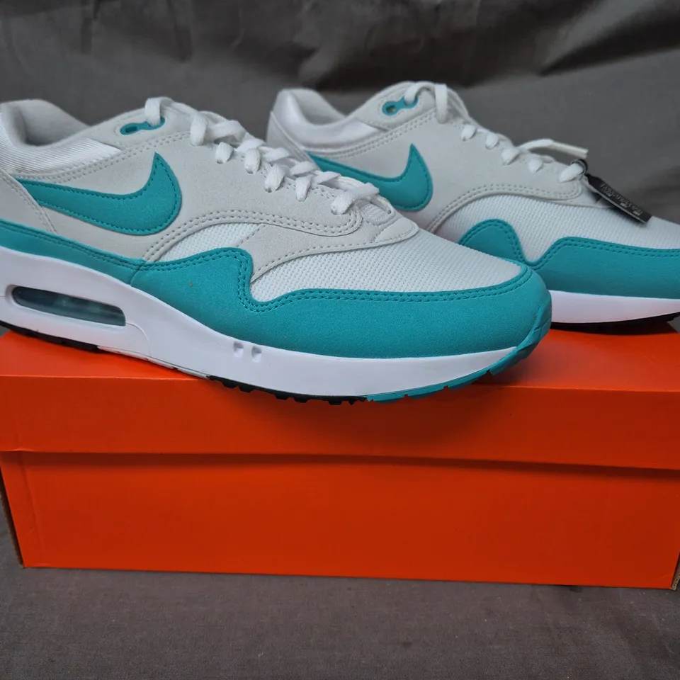 BOXED PAIR OF NIKE AIR MAX 1 '86 SHOES IN WHITE/CYAN UK SIZE 8.5