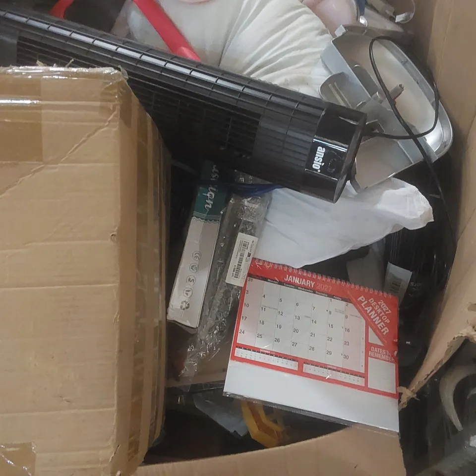 PALLET CONTAINING A VERY LARGE QUANTITY OF ASSORTED CONSUMER PRODUCTS INCLUDING: TOWER FAN, CLOTHES HANGERS, TOY SCOOTER, TEAK CUTTING BOARD, PILLOWS ECT