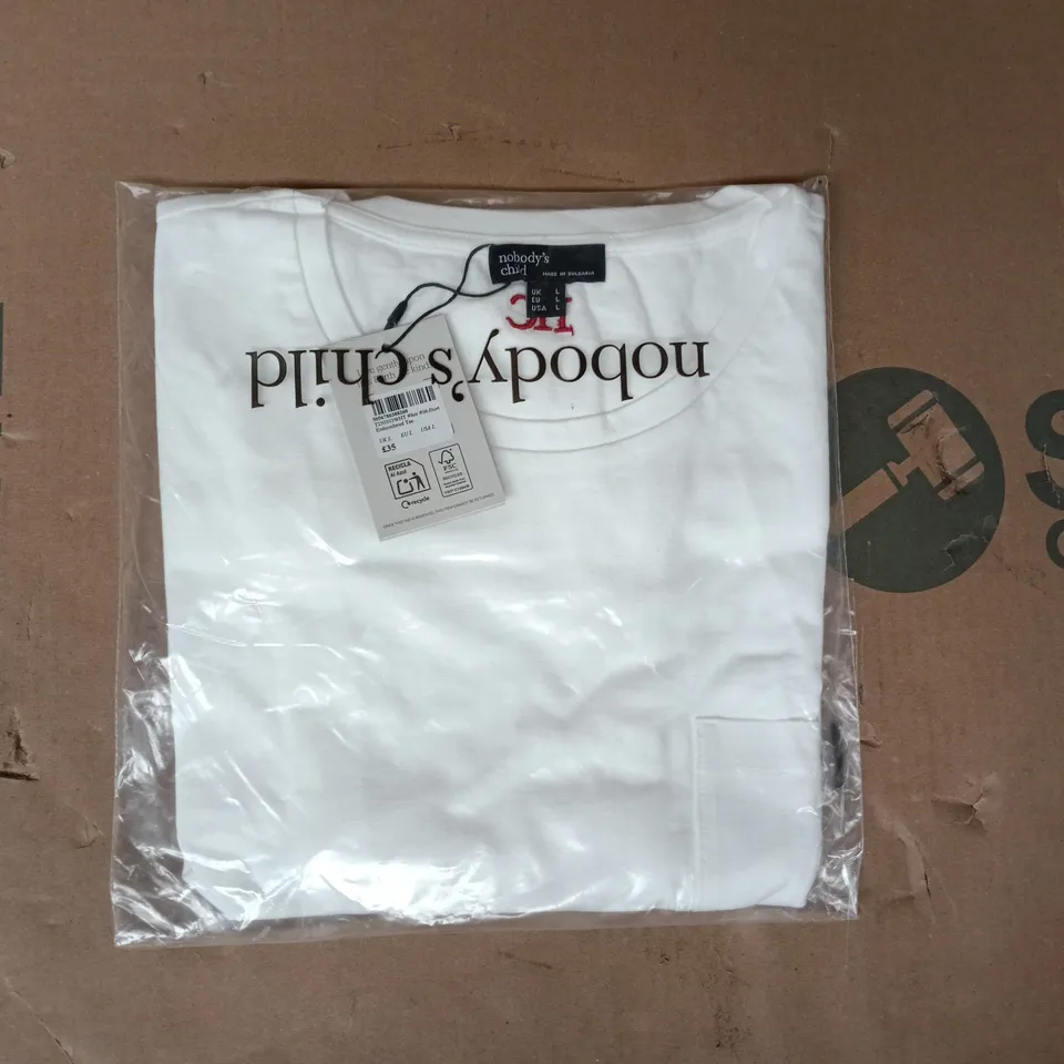 BAGGED NOBODY'S CHILD EMBROIDERED T-SHIRT IN WHITE SIZE LARGE