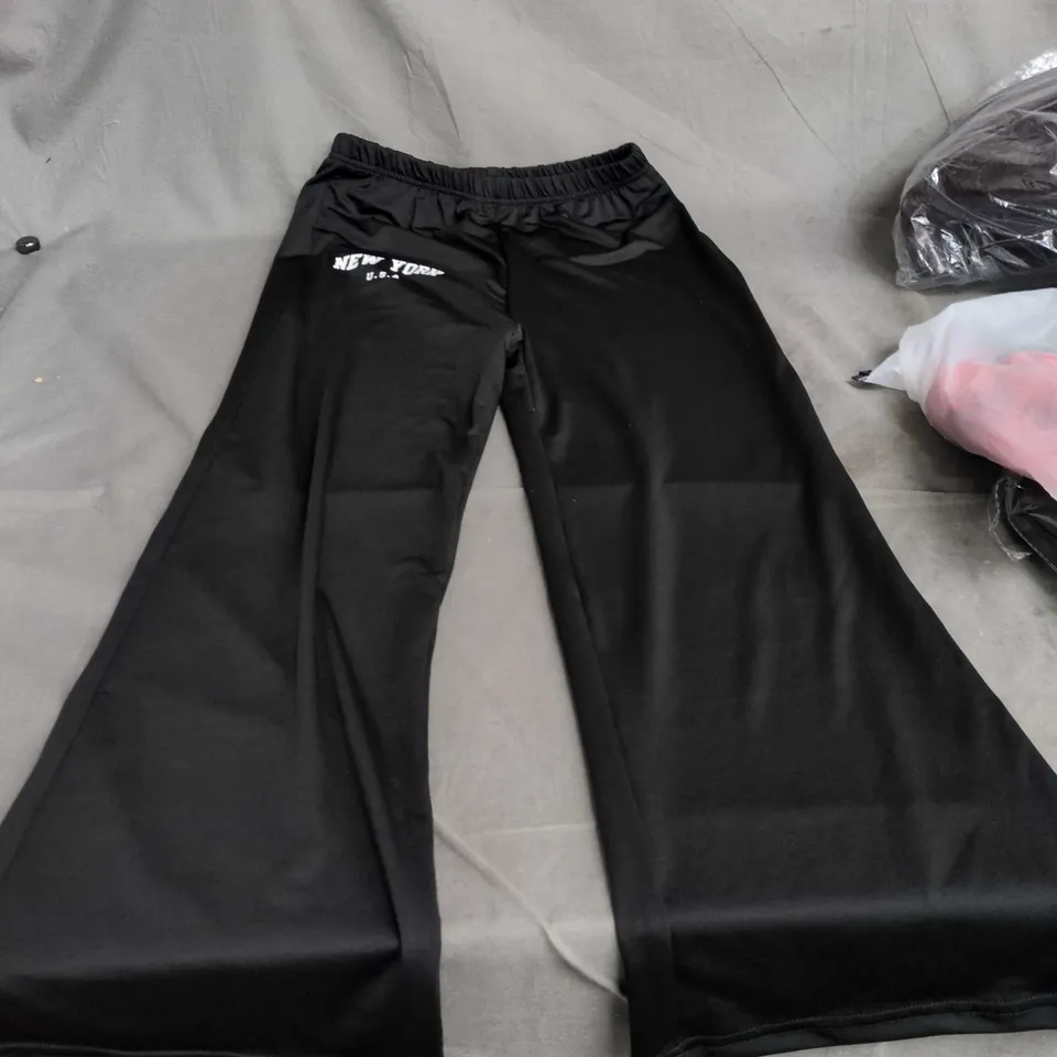 NEW YORK USA LOGO CROPPED TOP & JOGGER TROUSERS SET SIZE 11YR