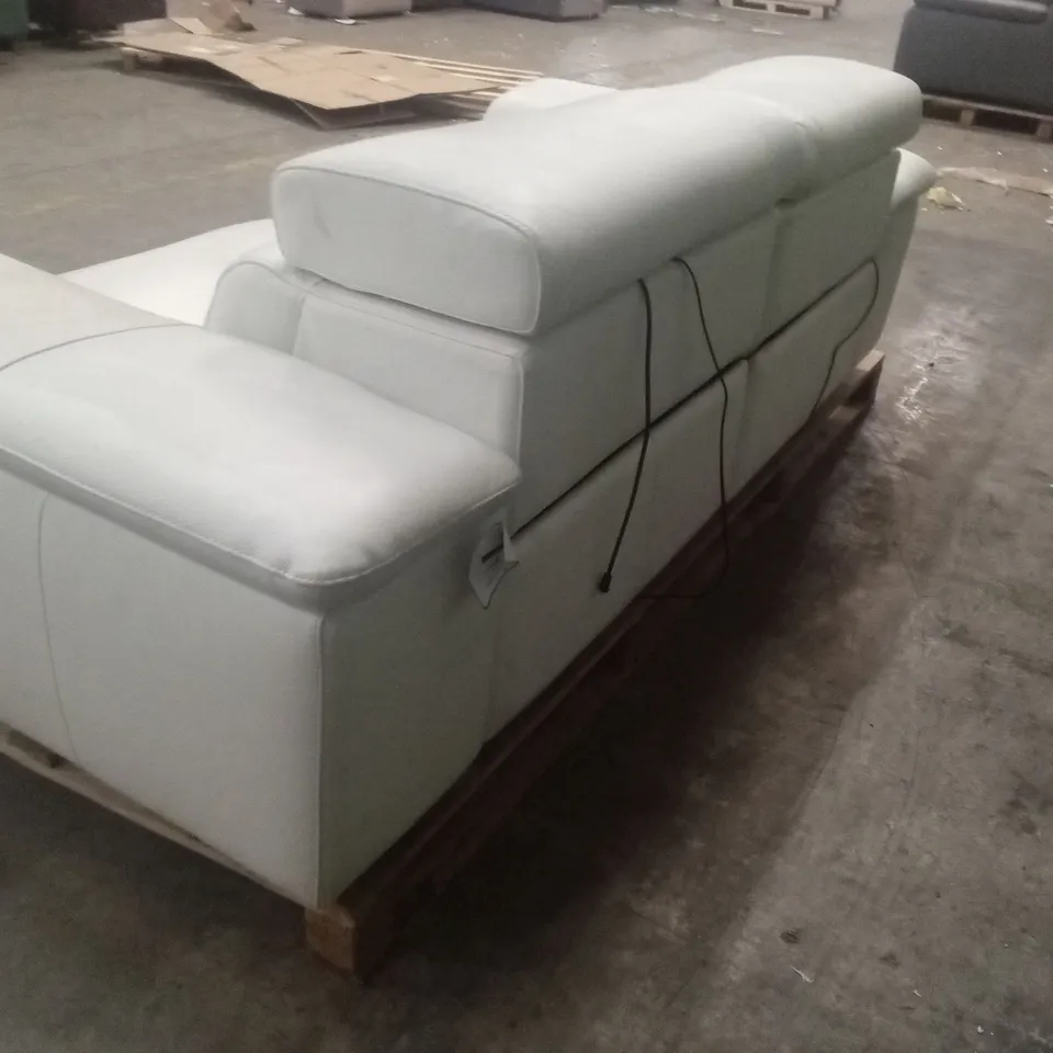 QUALITY DESIGNER 3 SEATER WHITE LEATHER POWER RECLINER SOFA