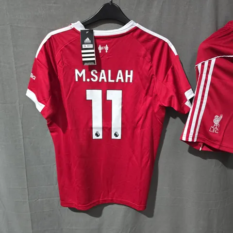 LIVERPOOL FC M. SALAH 11 HOME SHIRT + SHORTS – ADIDAS OFFICIAL LICENSED PRODUCT, SIZE UK 28