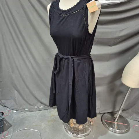 Sorella Vita Lavender Bridesmaid Dress, Size USA 10 (UK 12 / AUS 12), US 8)