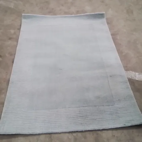 QUALITY DESIGNER AREA RUG - APPROXIMATELY 180X130CM