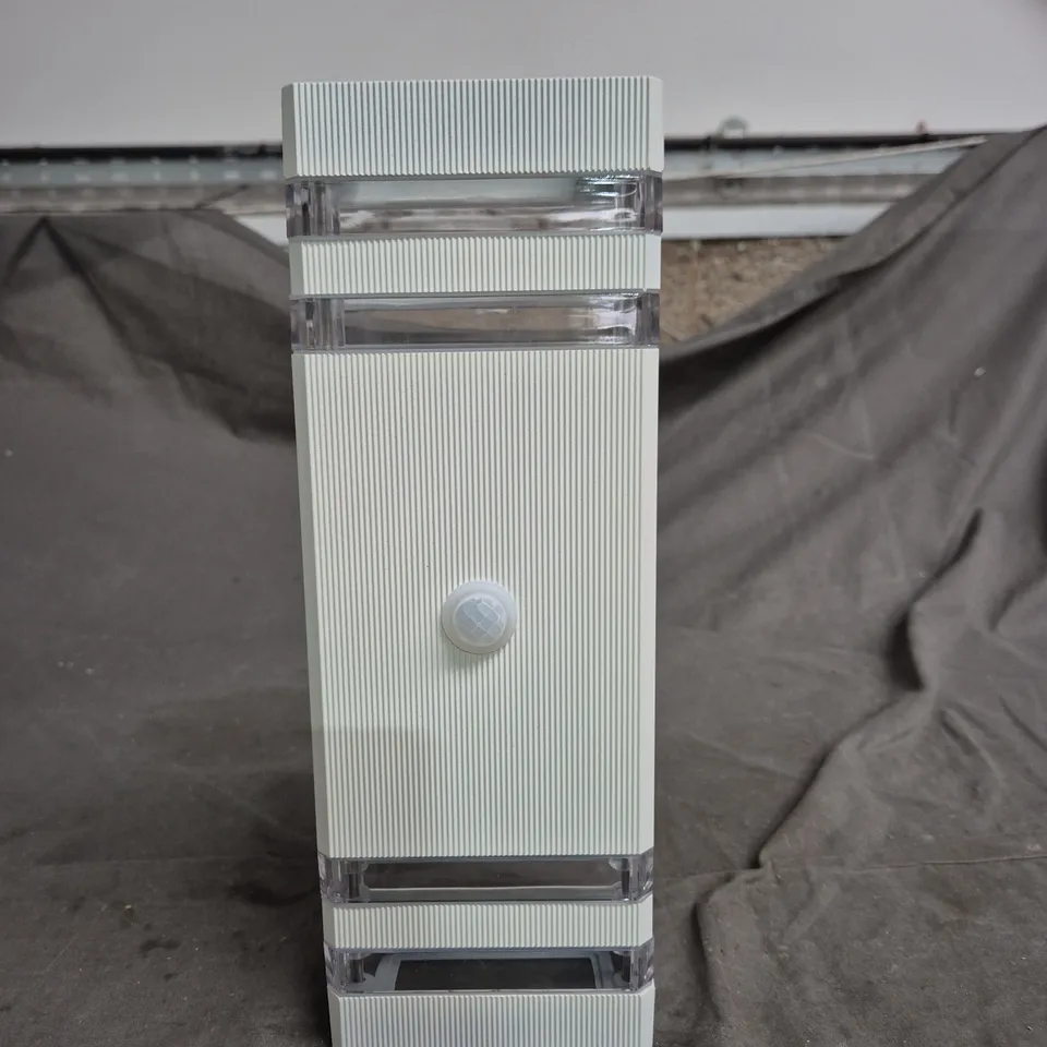 CELAVY SQUARE UP AND DOWN OUTDOOR WALL LIGHT – 10W, 110-265V (ZY-B2302A)