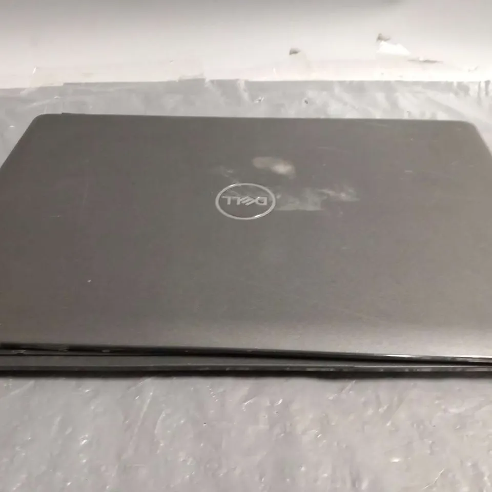 DELL LATITUDE 3520 LAPTOP