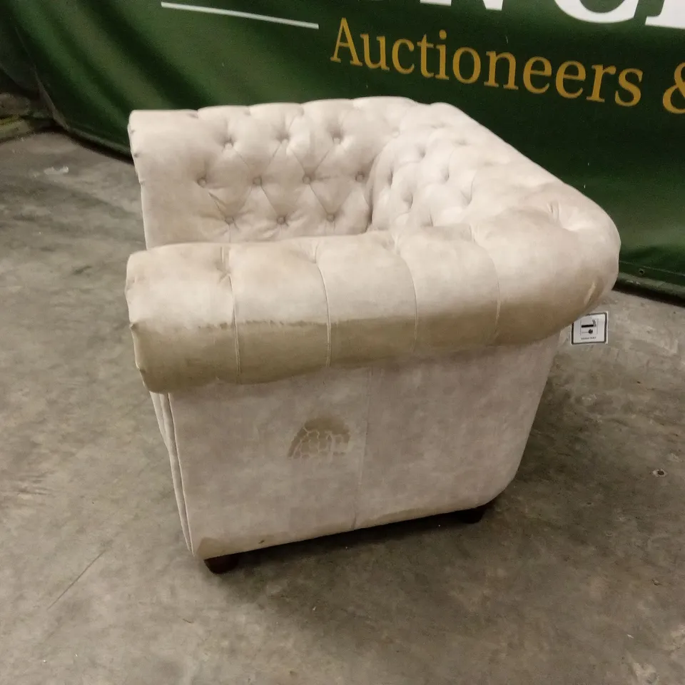 CHESTER CHESTERFIELD LEATHER LOOK ARMCHAIR - PEBBLE RRP £599