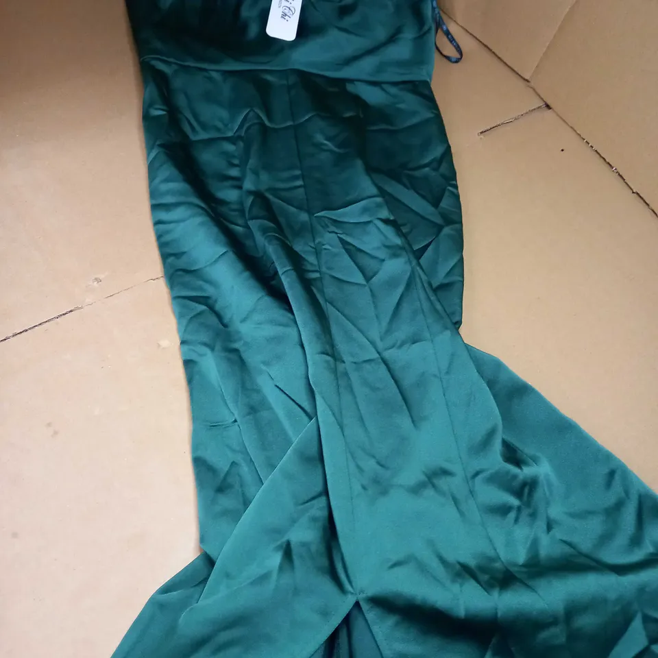 CHI CHI GREEN MILLYANA DRESS - SIZE 8