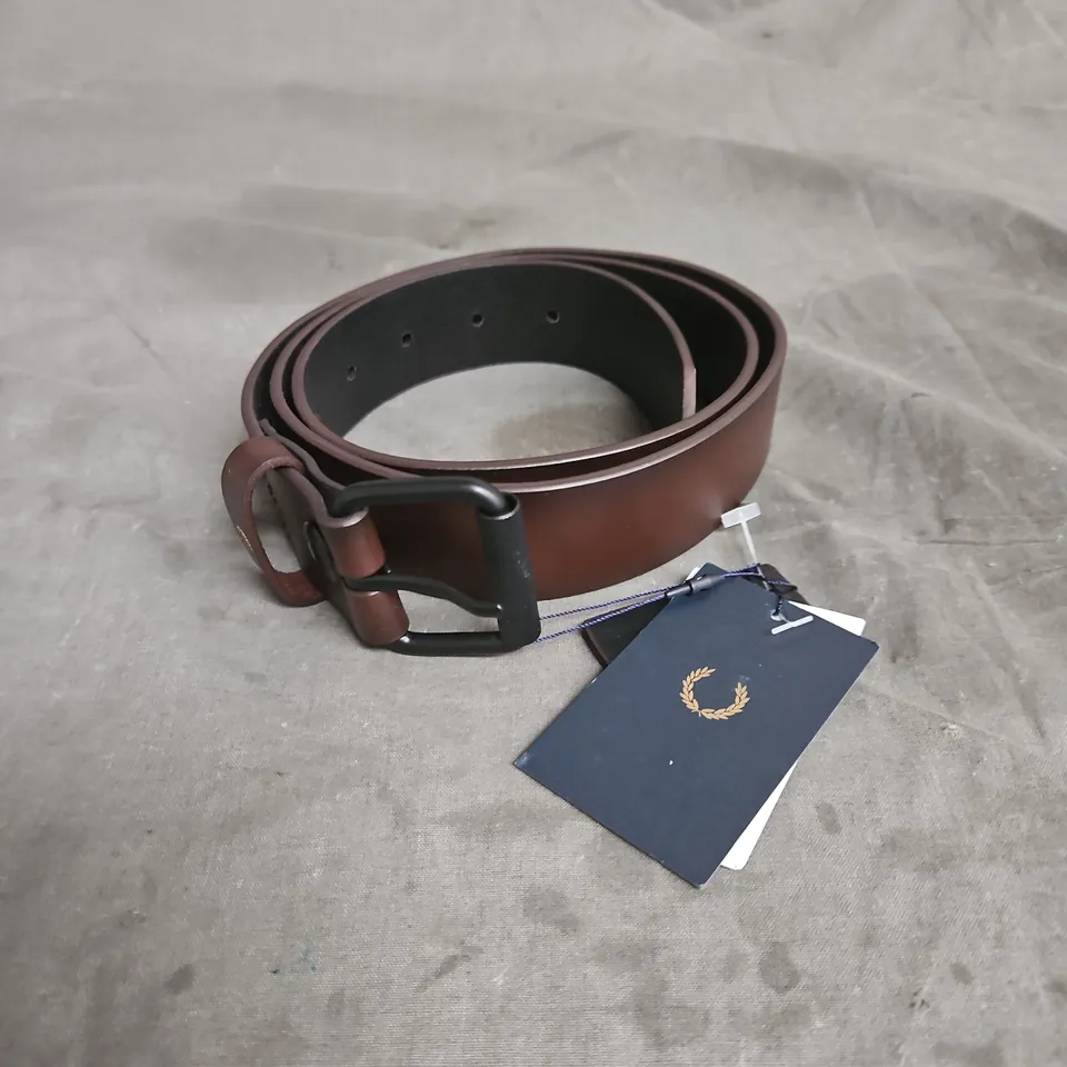 FRED PERRY BURNISHED LEATHER BELT IN OX BLOOD SIZE 34