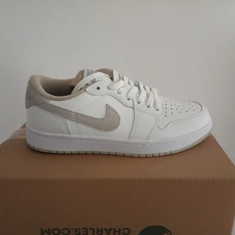 NIKE AIR WHITE/GREY TRAINERS UK 5.5