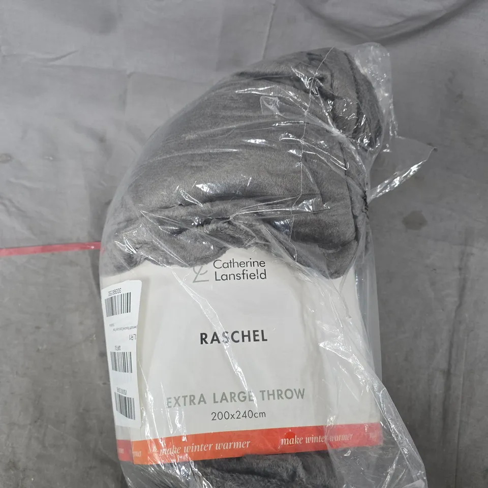 CATHERINE LANSFIELD RASCHEL EXTRA LARGE THROW 200X240 CM – GREY