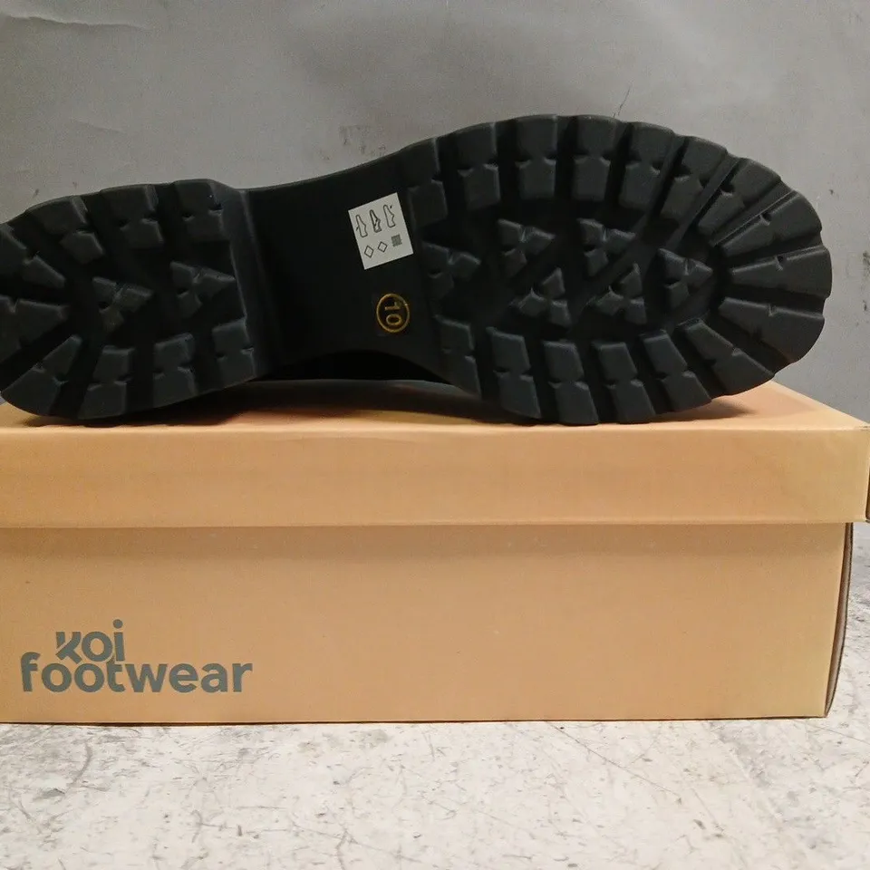 BOXED PAIR OF KOI SAI BLACK MARY JANES SUEDE EDITION IN BLACK SIZE UK 10