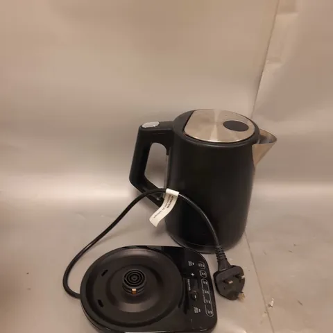 BOXED NINJA PERFECT TEMPERATURE KETTLE KT200UK